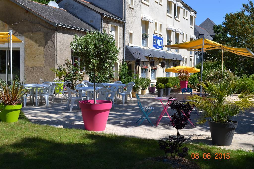 Hotel Le Castel Brissac-Quince Eksteriør bilde