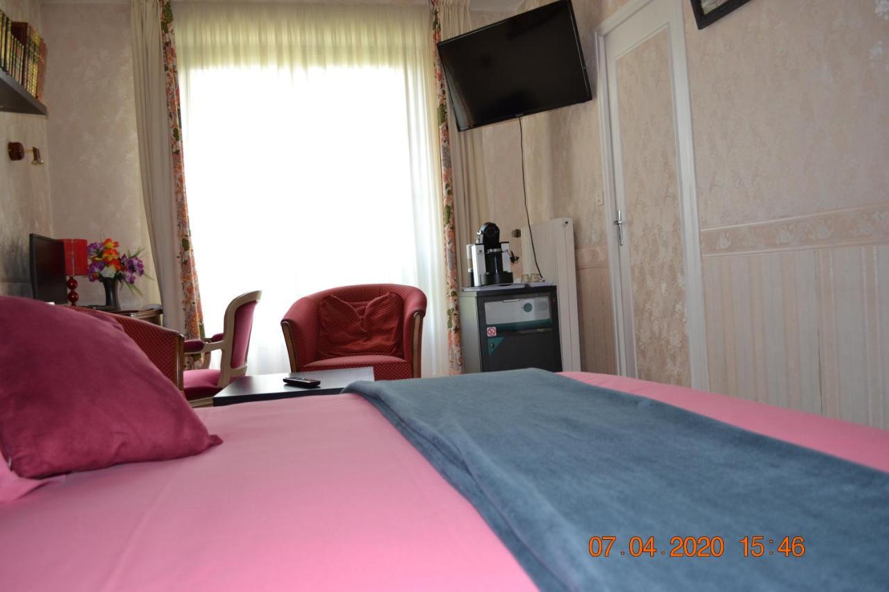 Hotel Le Castel Brissac-Quince Eksteriør bilde