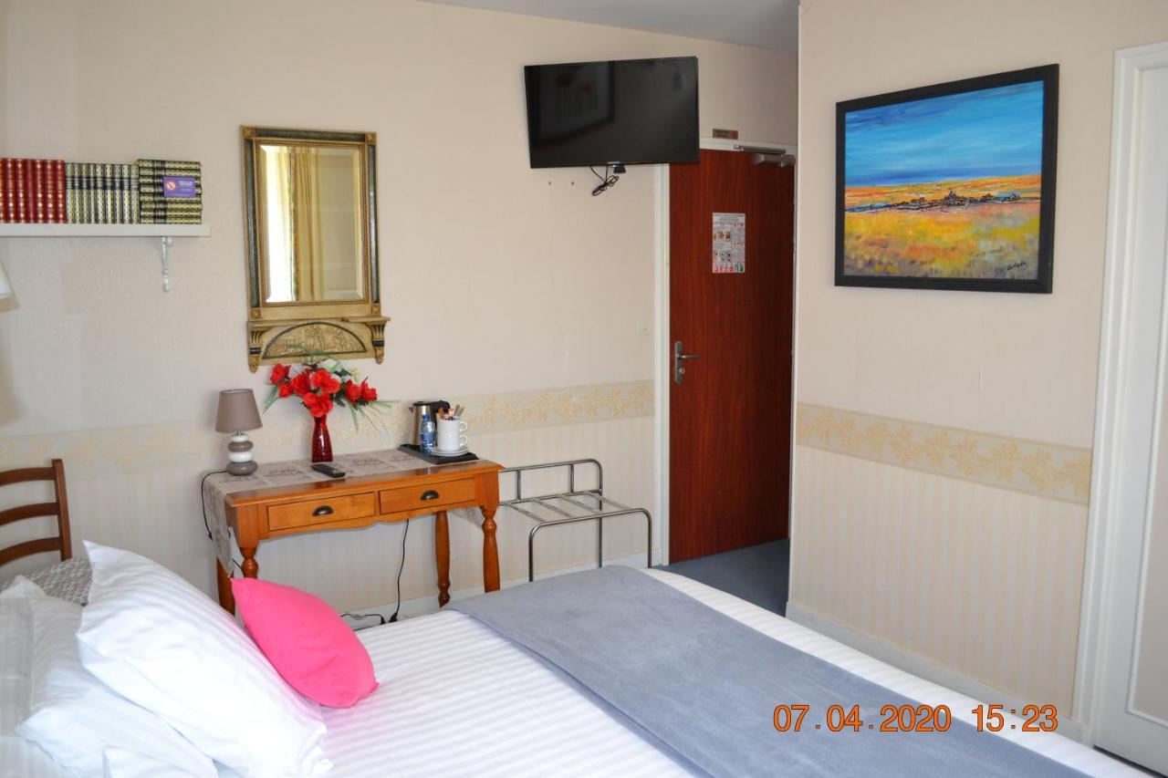 Hotel Le Castel Brissac-Quince Eksteriør bilde