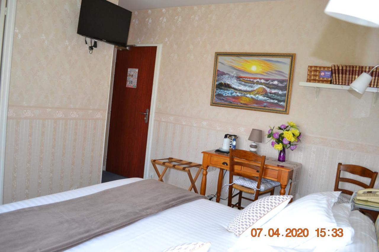 Hotel Le Castel Brissac-Quince Eksteriør bilde