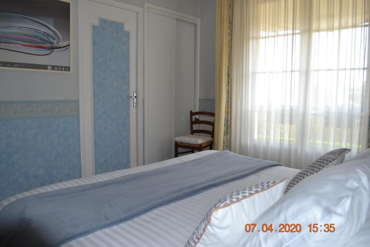 Hotel Le Castel Brissac-Quince Eksteriør bilde
