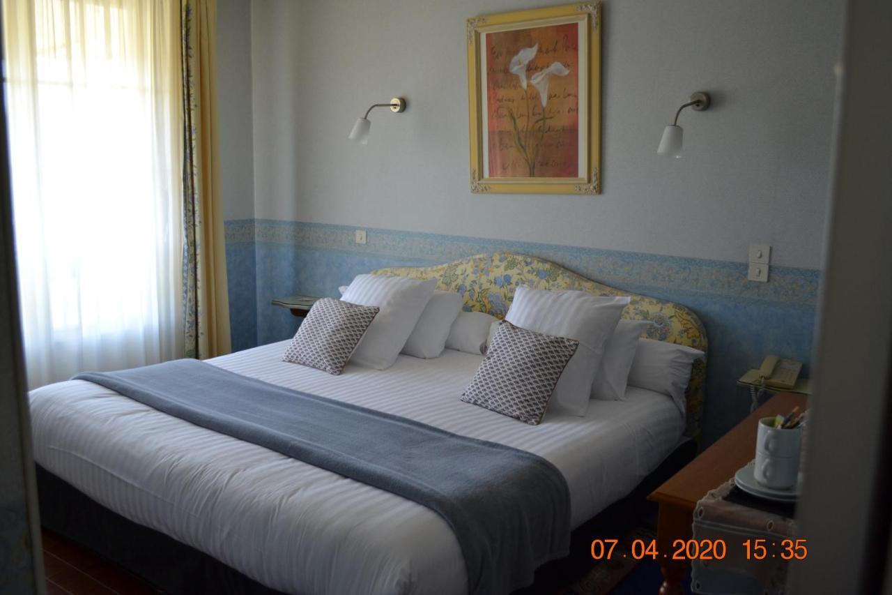 Hotel Le Castel Brissac-Quince Eksteriør bilde